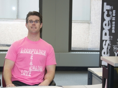 Dan Truman, Coordinator of Student Success, wears a t-shirt showing support for Pink Shirt Day at Loyalist.