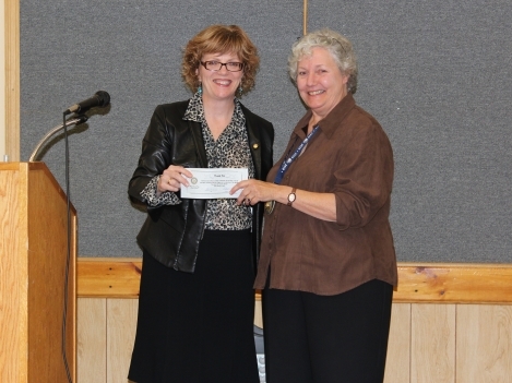  Loyalist President Maureen Piercy addressed members of the Rotary Club of Picton on Tuesday, and was thanked by Rotarian Mary Lazier-Corbett.